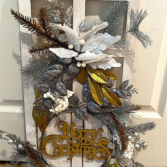 Merry Christmas Wooden Window Frame Wall Decor Sign - Picture 5 of 10